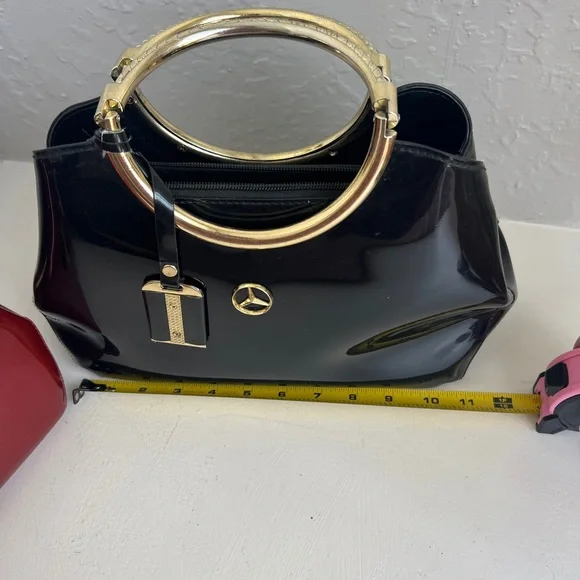 Source Unknown Red and Black Shoulder Bags with Gold Accents - Picture 6 of 16